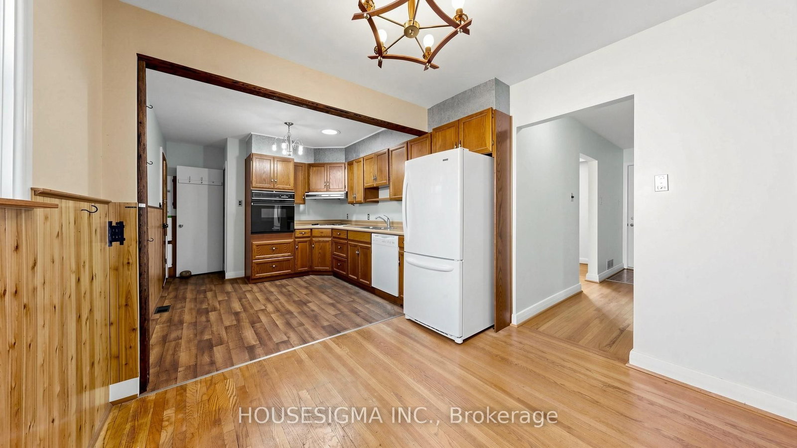 25 Little Rock Drive • Toronto, ON photo 9
