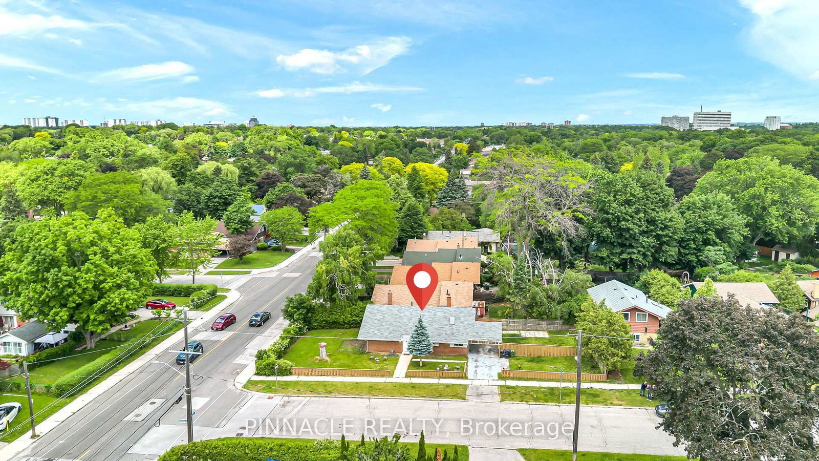2 Ladysbridge Drive • Toronto, ON photo 6