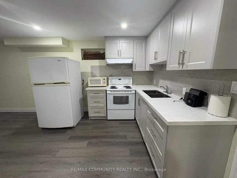 LOWER - 117 Millhouse Crescent