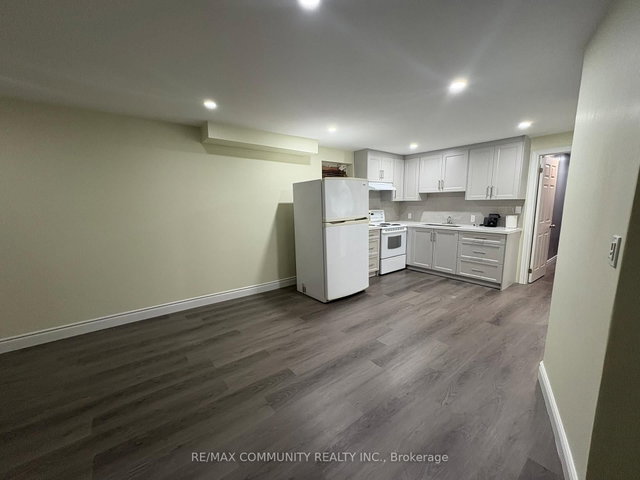 LOWER - 117 Millhouse Crescent