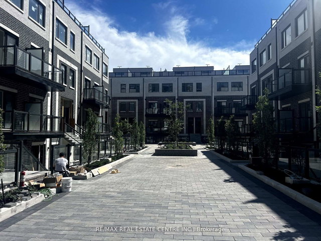 307 - 3425 Sheppard Avenue E