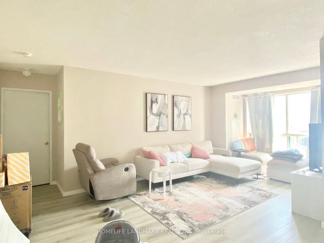1802 - 1470 Midland Avenue
