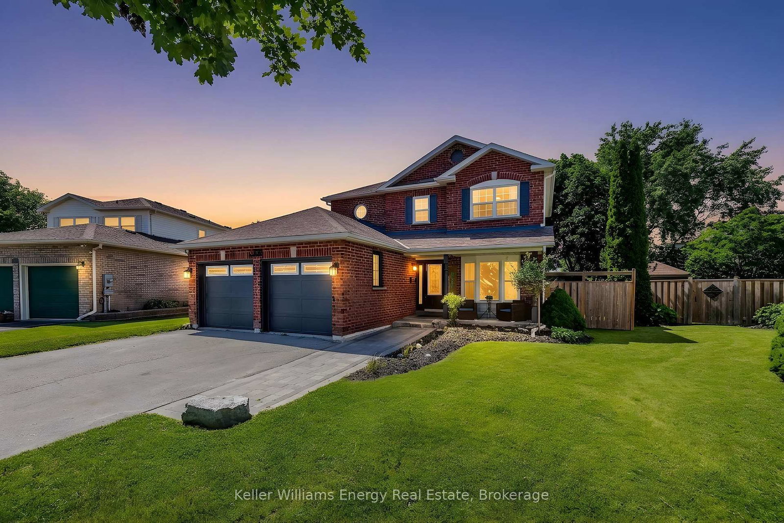 329 Challenger Court • Clarington, ON photo 2