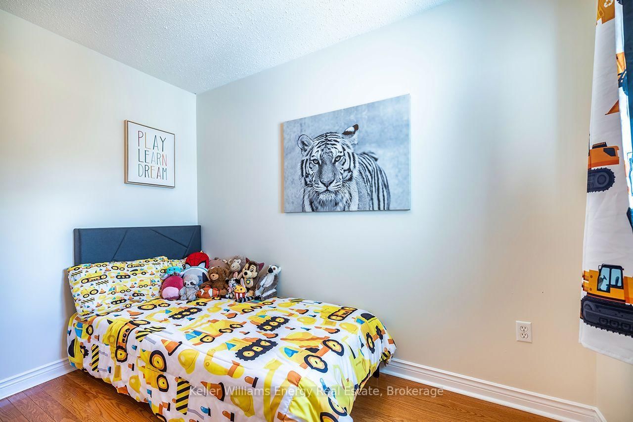 329 Challenger Court • Clarington, ON photo 30