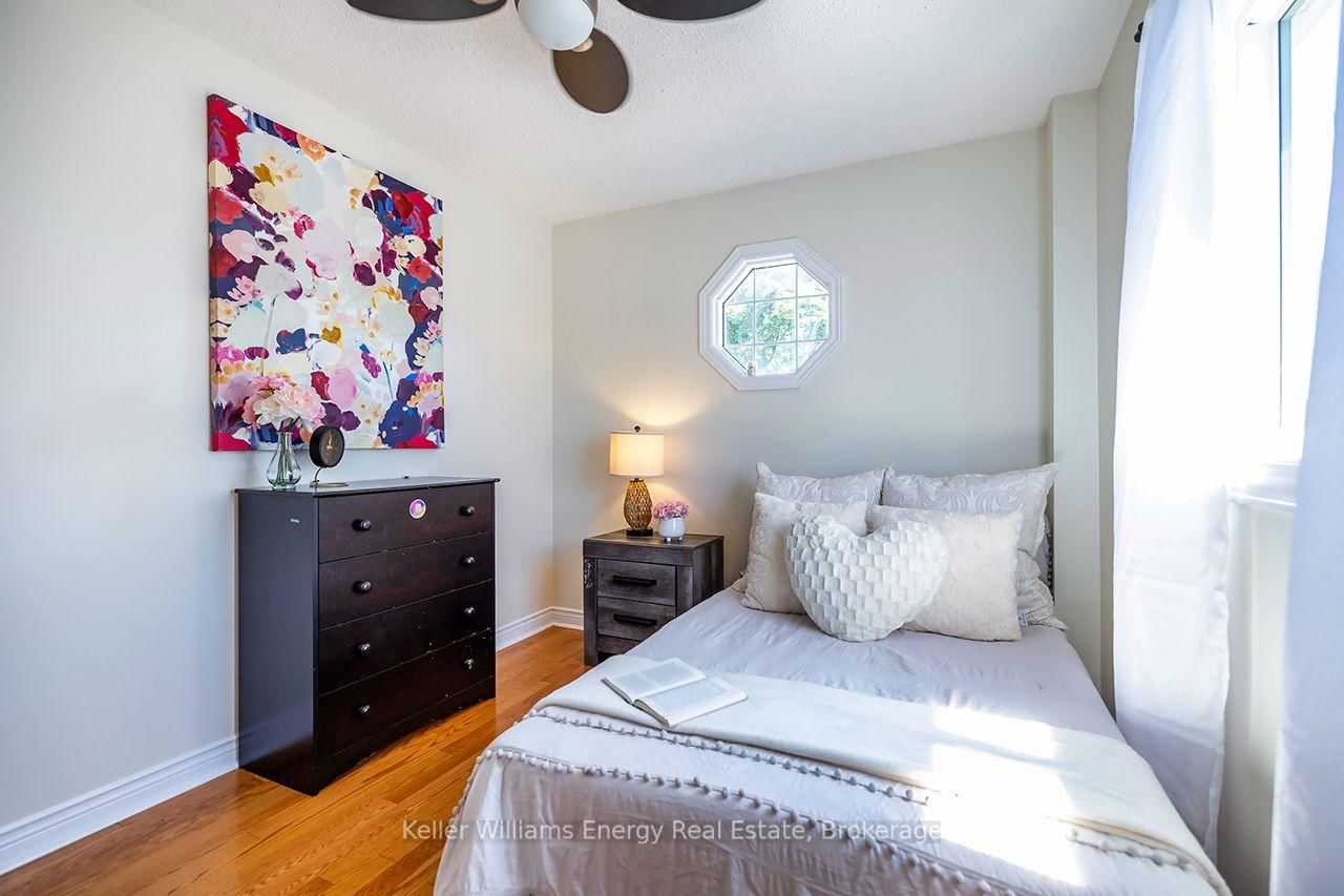 329 Challenger Court • Clarington, ON photo 32