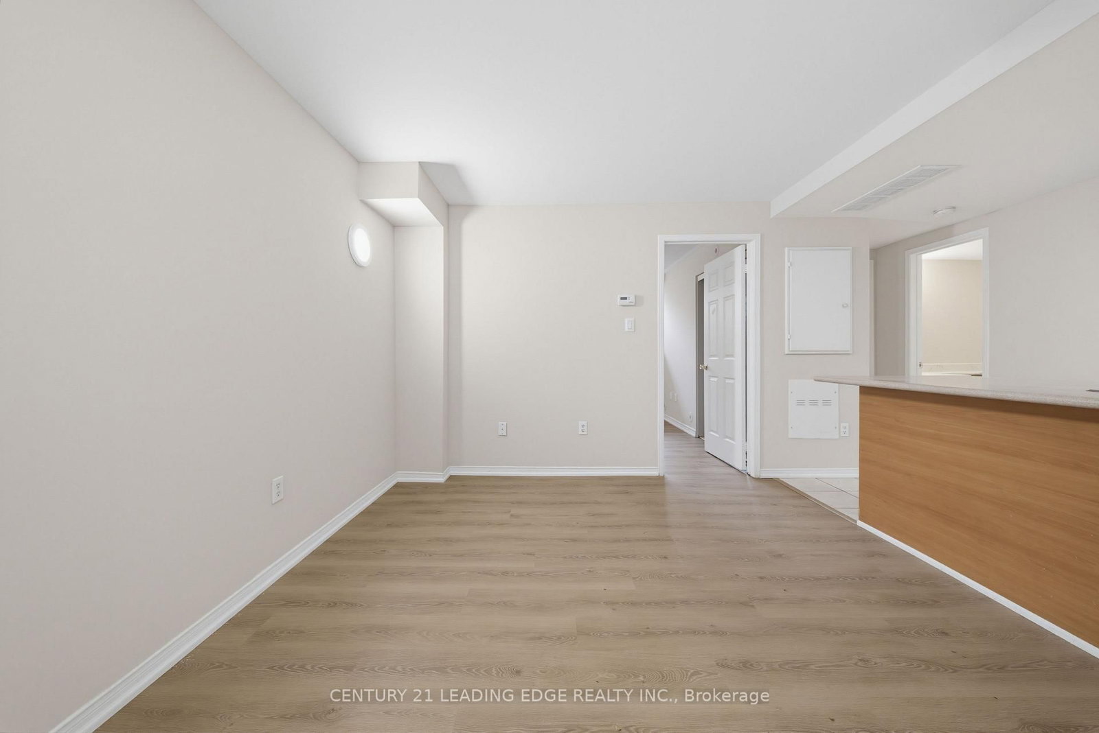 42 Pinery Trail • #74 • Toronto, ON photo 9