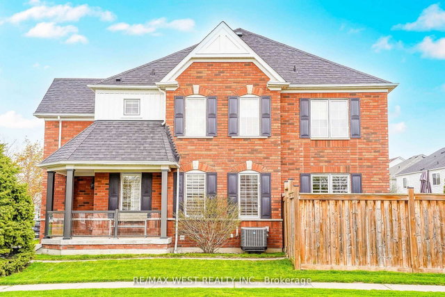 112 Handley Crescent