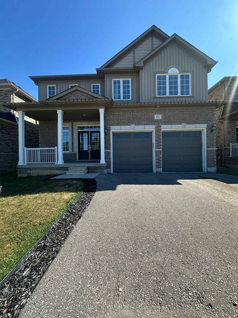 home for lease on 1832 Western Crescent