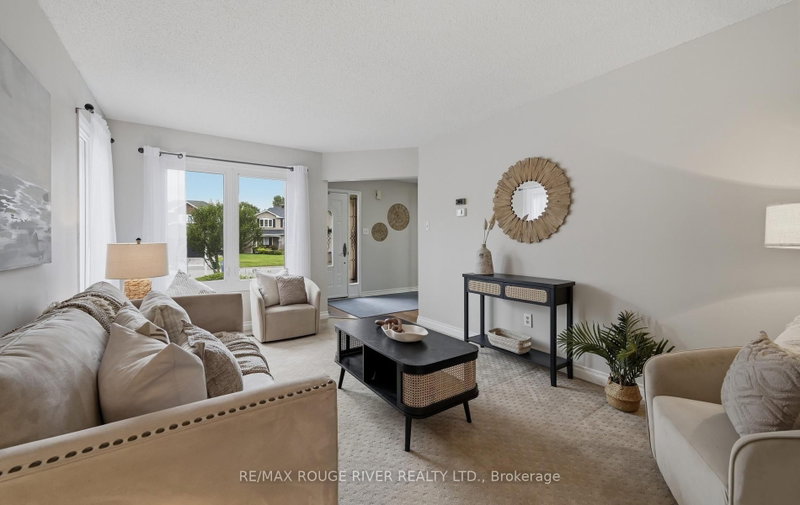 64 Keeble Ajax,Ontario L1T 3R5 — Photo 9