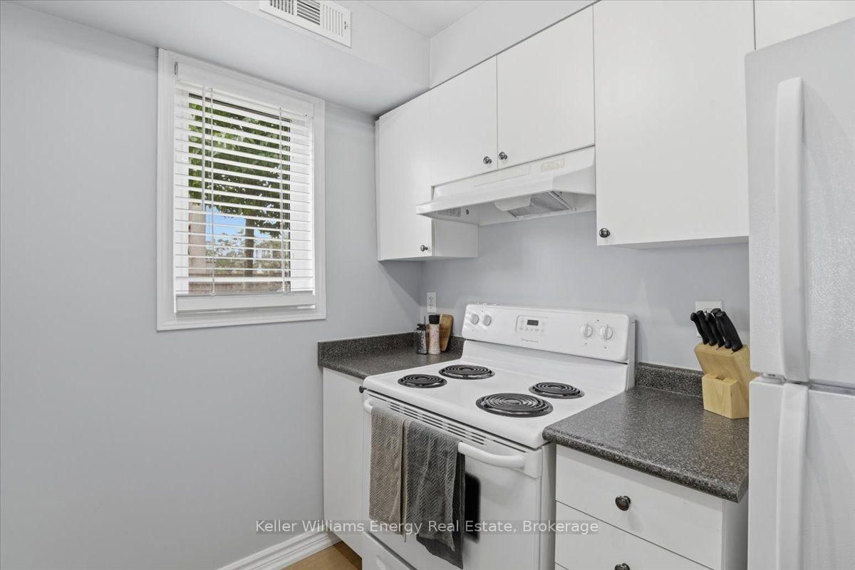 56 Petra Way • #1 • Whitby, ON photo 11