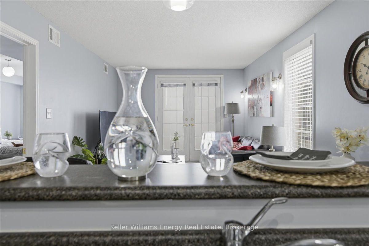 56 Petra Way • #1 • Whitby, ON photo 13