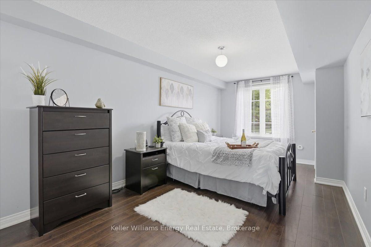 56 Petra Way • #1 • Whitby, ON photo 17