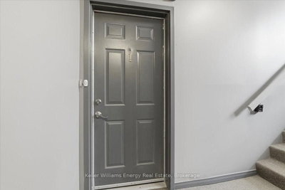 Unit 1 — 56 Petra Way — photo 4
