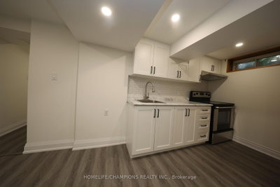 50 Fraserton Crescent — photo 4
