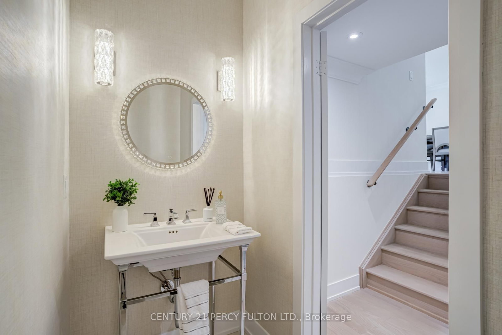 3B Norbury Crescent • Toronto, ON photo 16