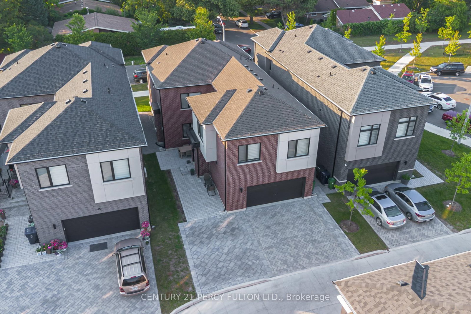 3B Norbury Crescent • Toronto, ON photo 37