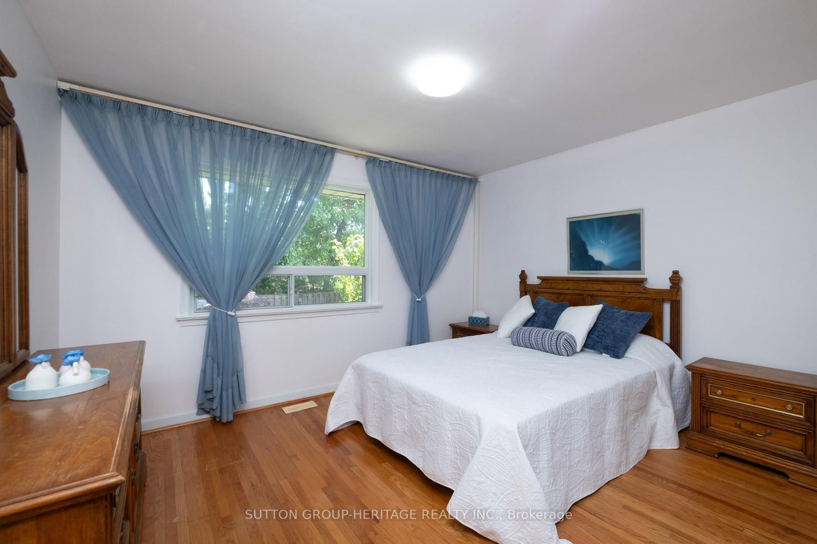 23 Gaiety Drive • Toronto, ON photo 17