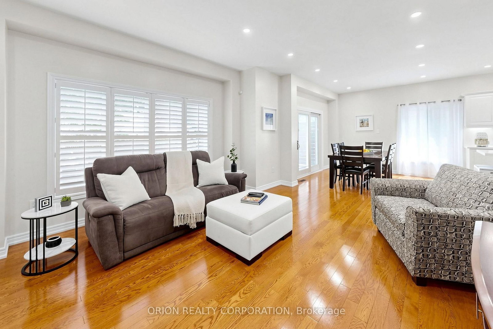 11 Davey Street • Ajax, ON photo 10