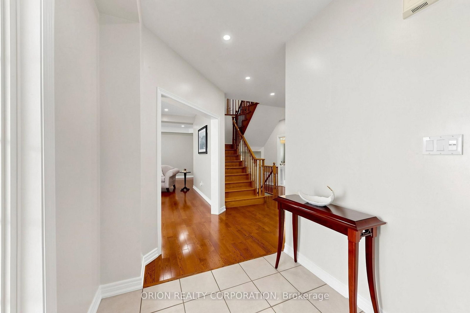 11 Davey Street • Ajax, ON photo 20