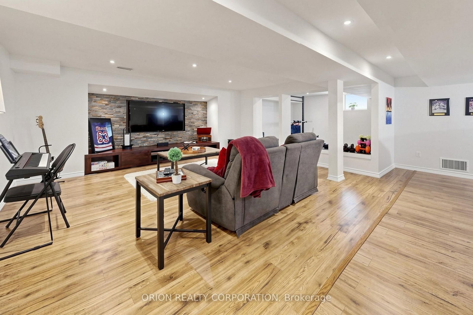 11 Davey Street • Ajax, ON photo 37