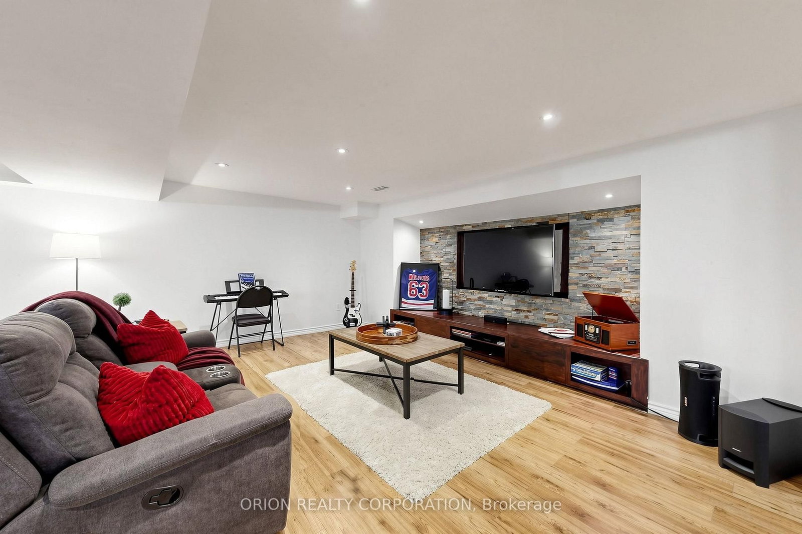 11 Davey Street • Ajax, ON photo 39