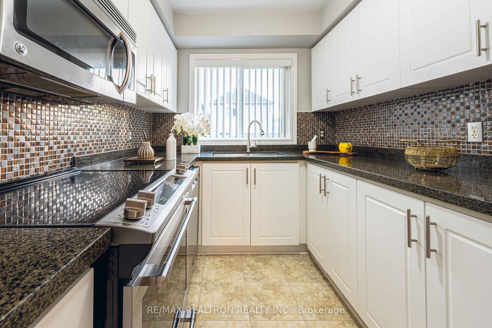 41 Lax Avenue • Ajax, ON photo 12