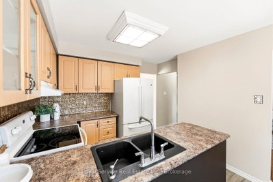 6 Gilmour Ajax,Ontario L1S 5J8 — Photo 16
