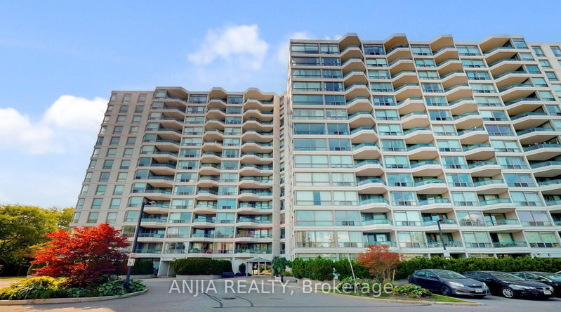 1208 - 4727 Sheppard Avenue E