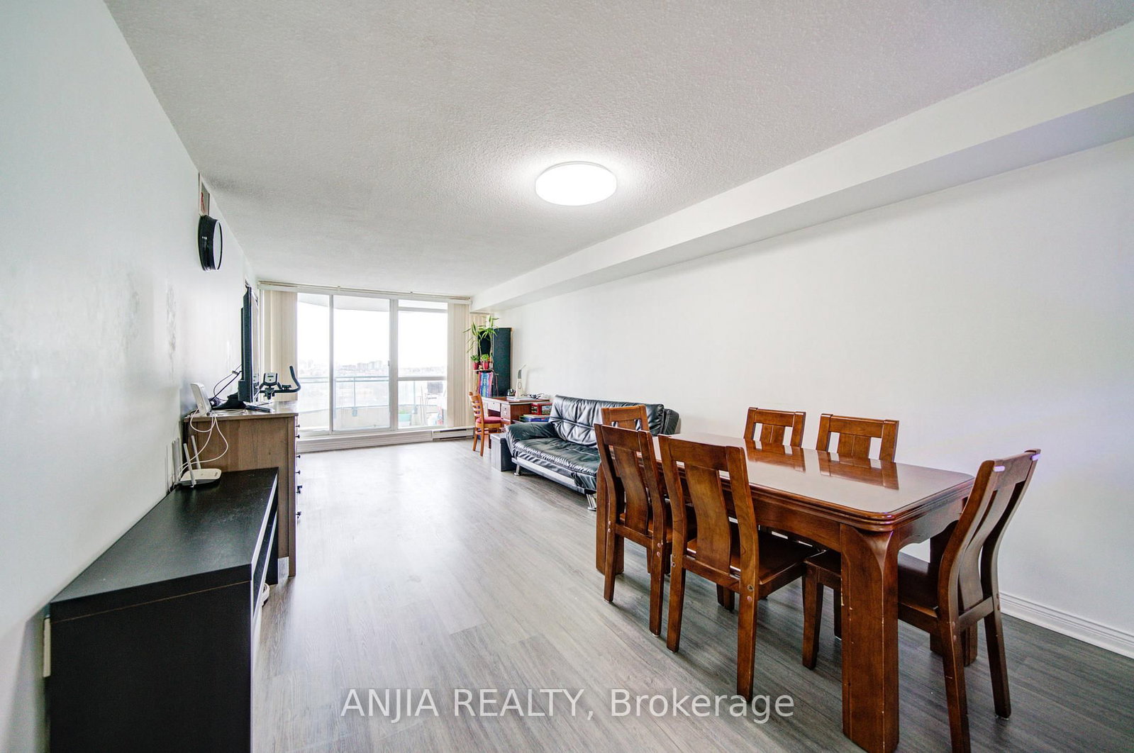 4727 Sheppard Avenue E • #1208 • Toronto, ON photo 13