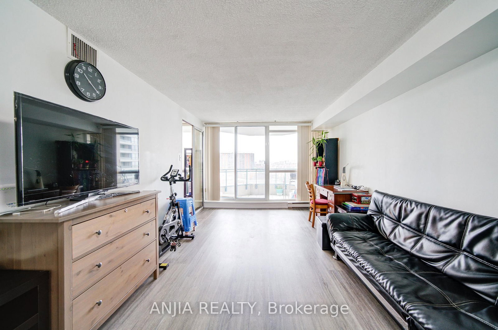 4727 Sheppard Avenue E • #1208 • Toronto, ON photo 14