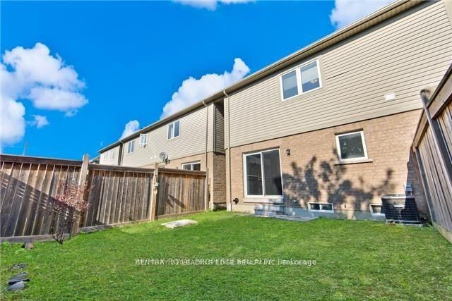 18 Clarepark Court