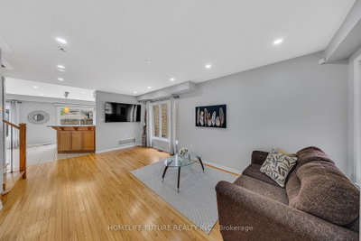 54 Oswell Drive • Ajax, ON photo 6