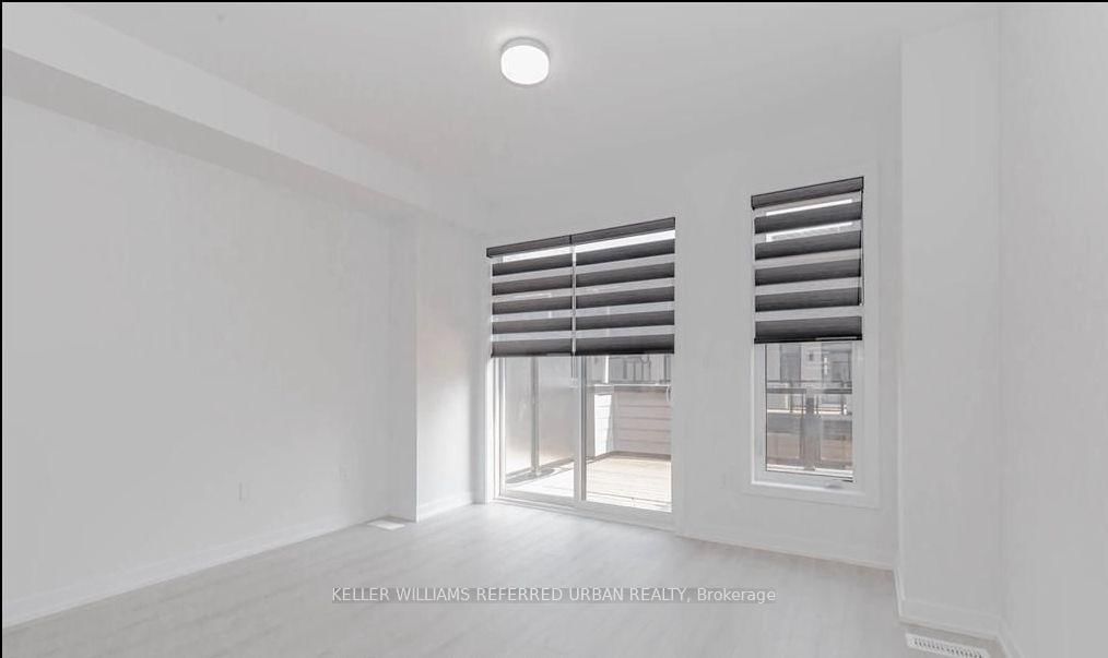 1579 Midland Avenue, Toronto, ON, photo 2