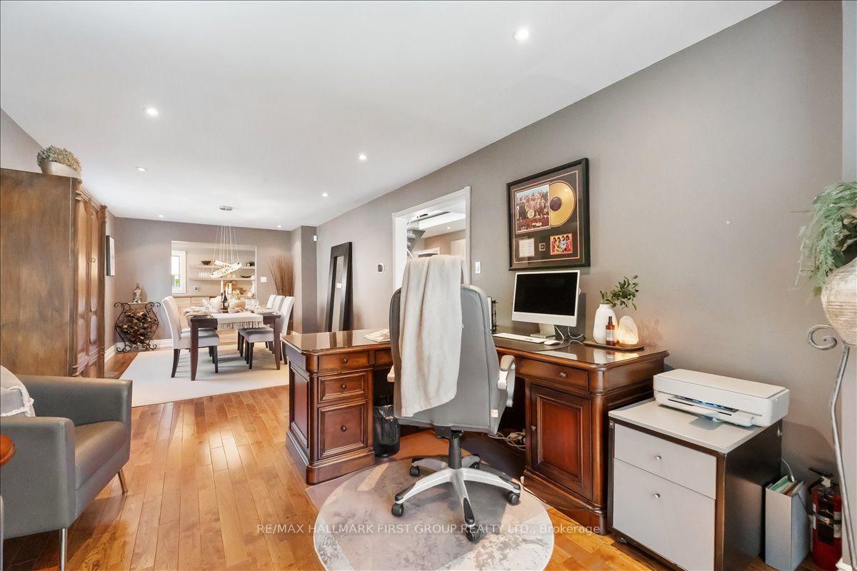15 Polo Place • Toronto, ON photo 6