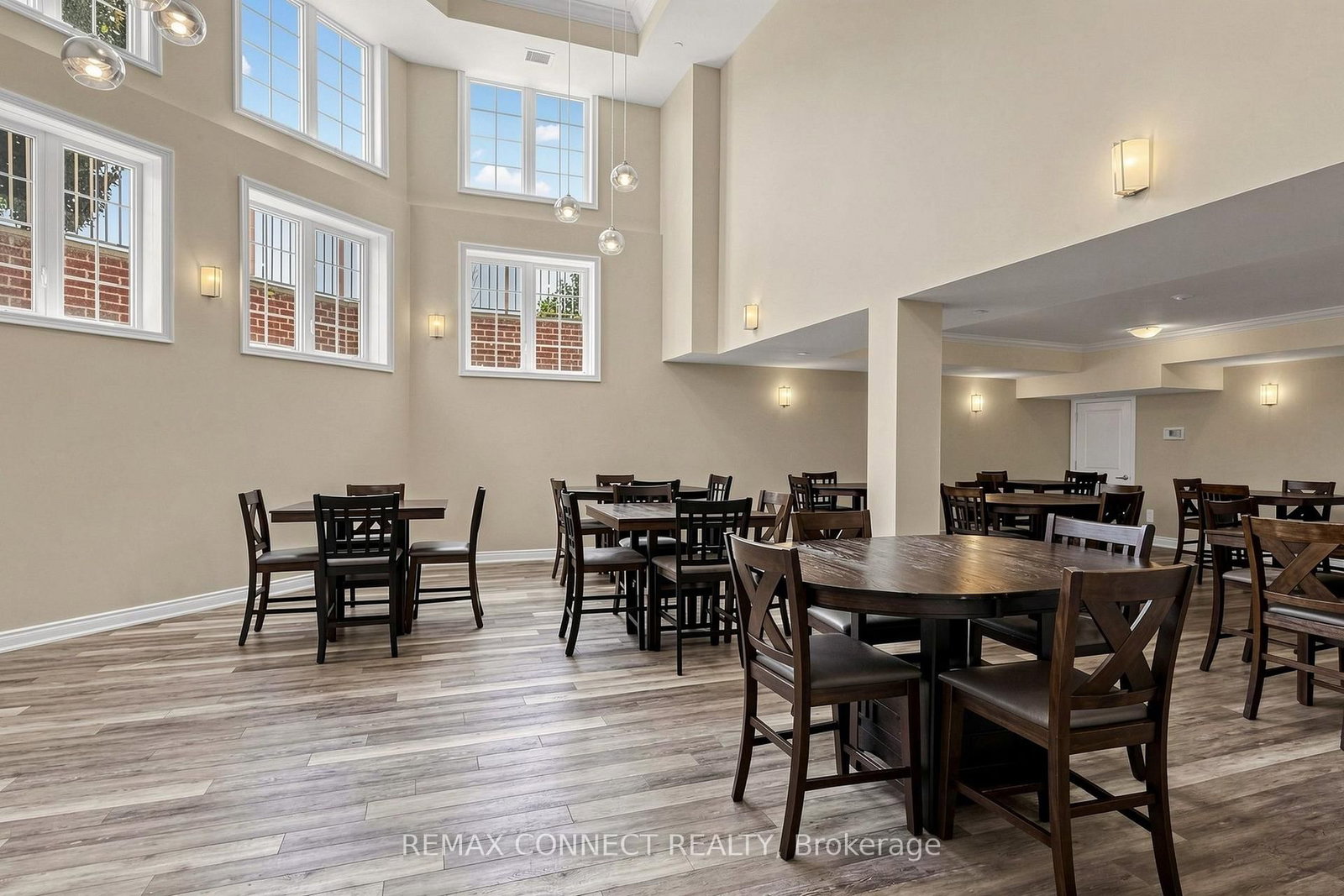 84 Aspen Springs Drive • #307 • Clarington, ON photo 30