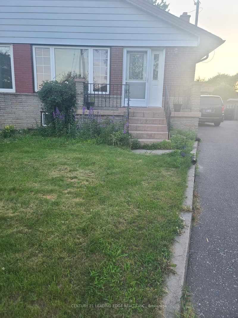 Unit Main Floor — 108 Rochman Boulevard, Toronto