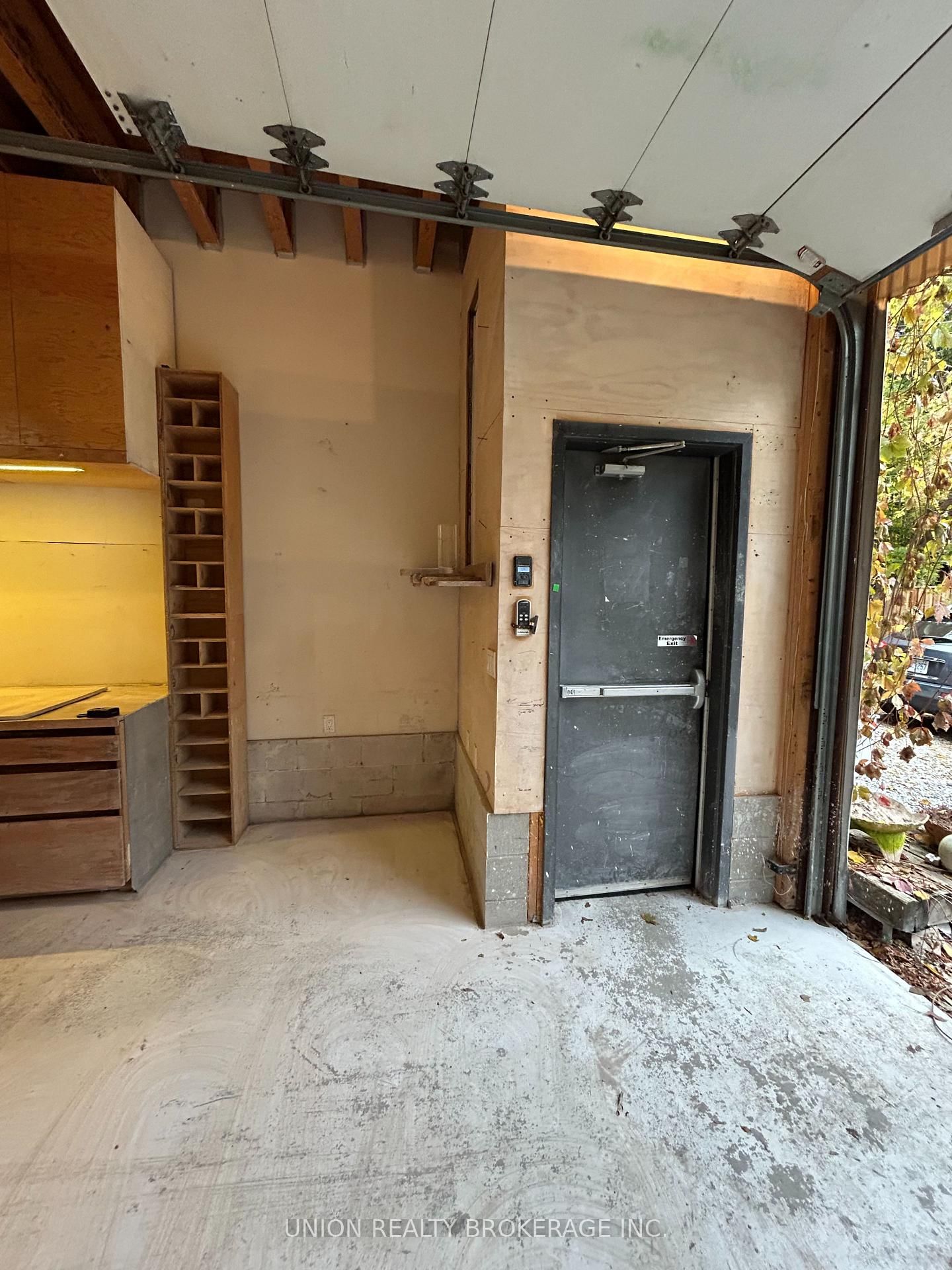 303 Coxwell Avenue, Toronto, ON, photo 3