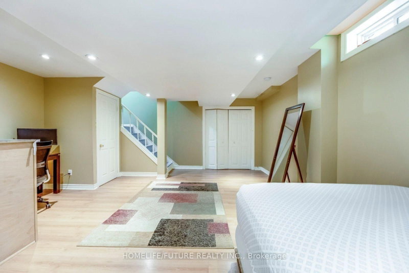 25 Hemans Court