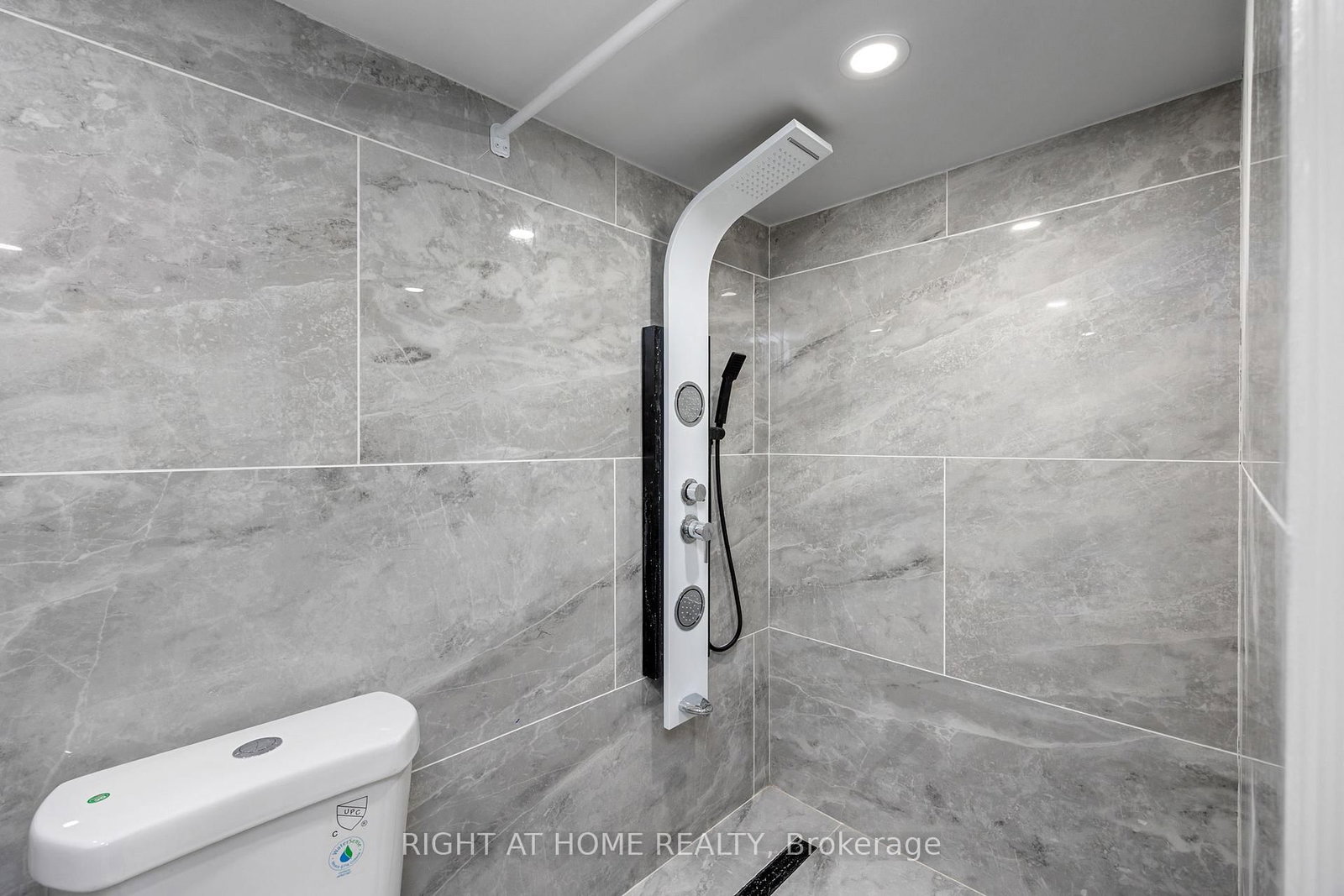 53 Gaiety Drive • Toronto, ON photo 29