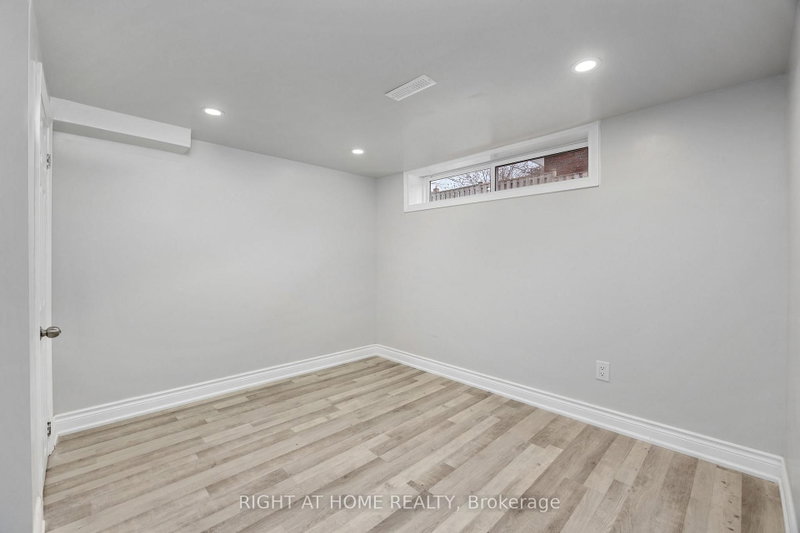 53 Gaiety Toronto,ON M1H 1B9 — Photo 31