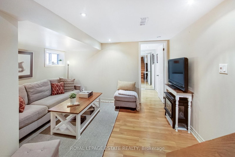 home for lease on BSMT-4 Linton Avenue