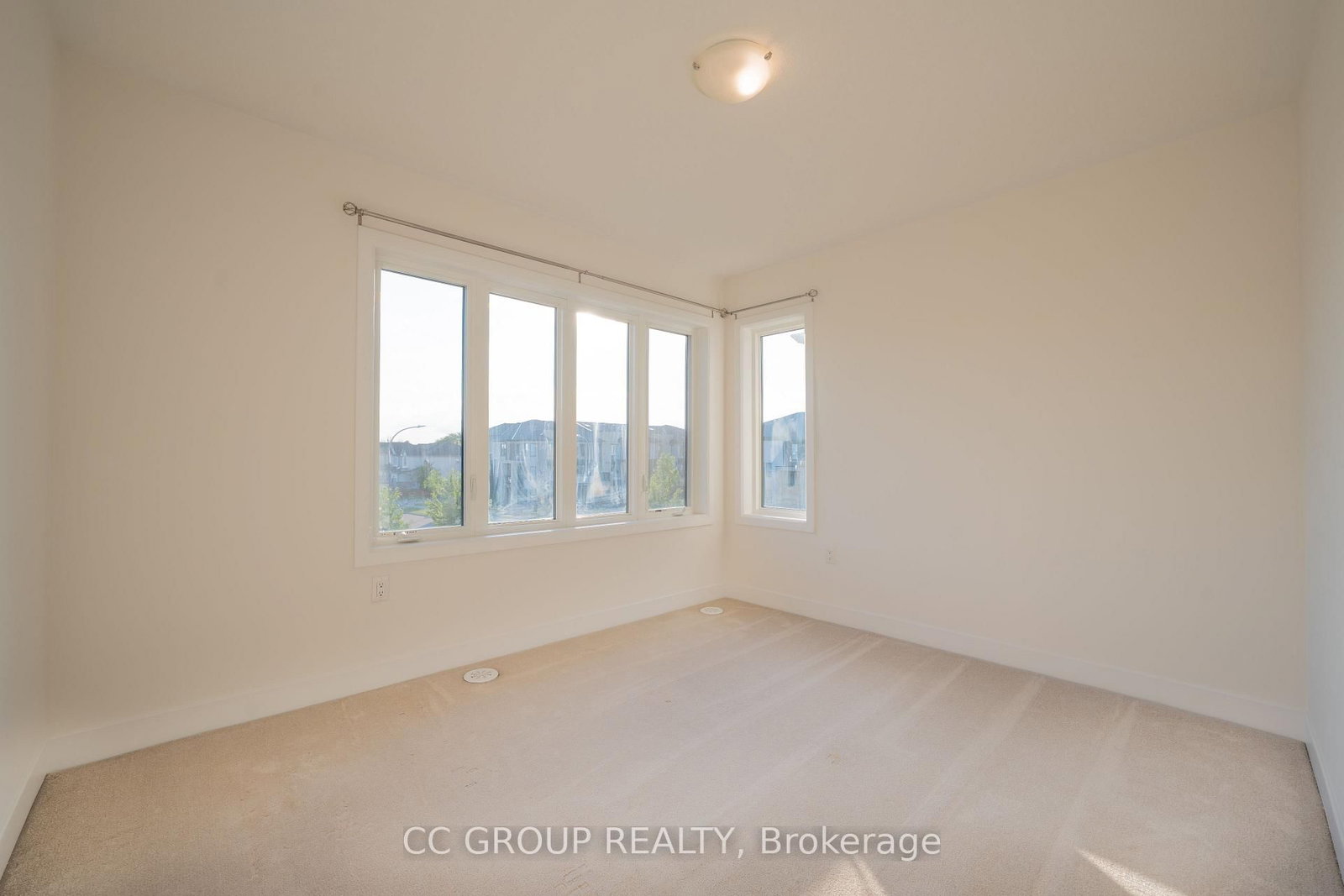 3 Donald Fleming Way • Whitby, ON photo 19