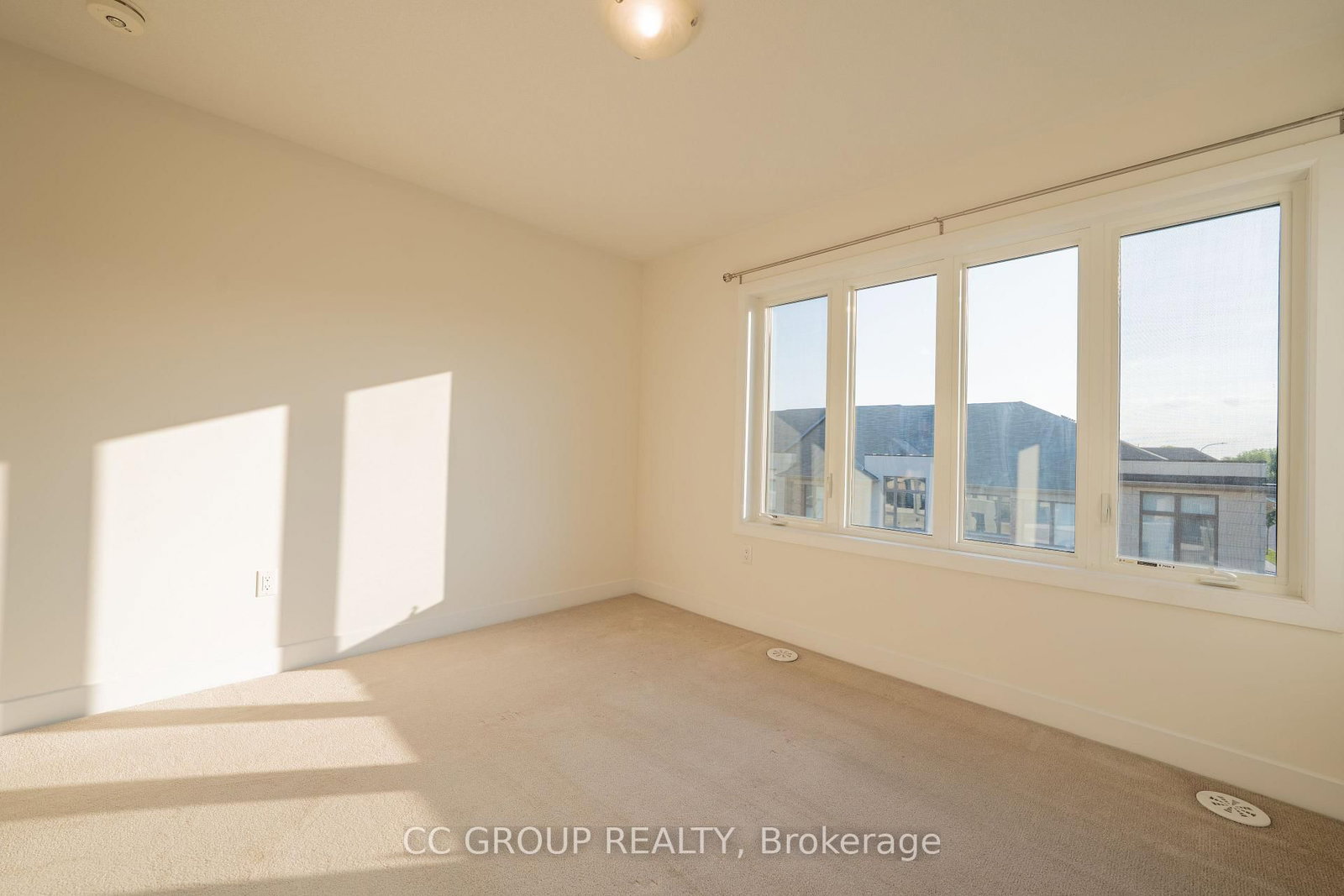 3 Donald Fleming Way • Whitby, ON photo 21