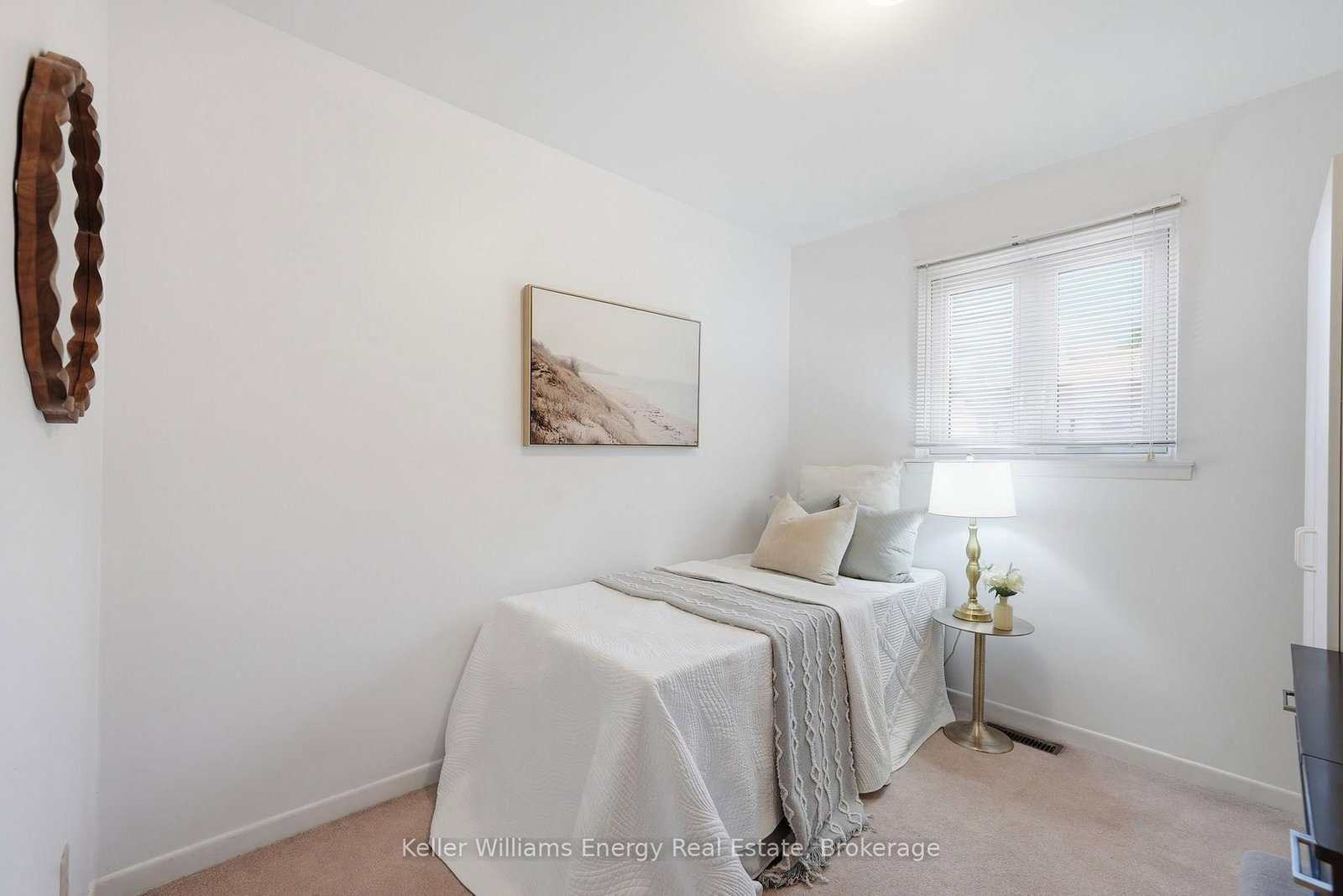 20 Proud Grove • Toronto, ON photo 23