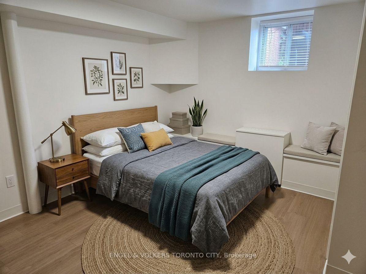 Basement-2012 Dundas Street, Toronto, ON, photo 5