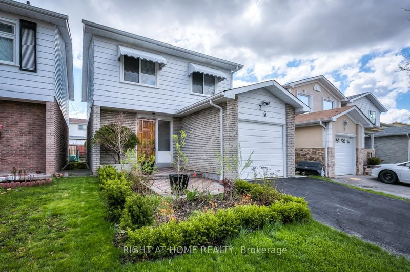 home for lease on 76 Ashridge Drive