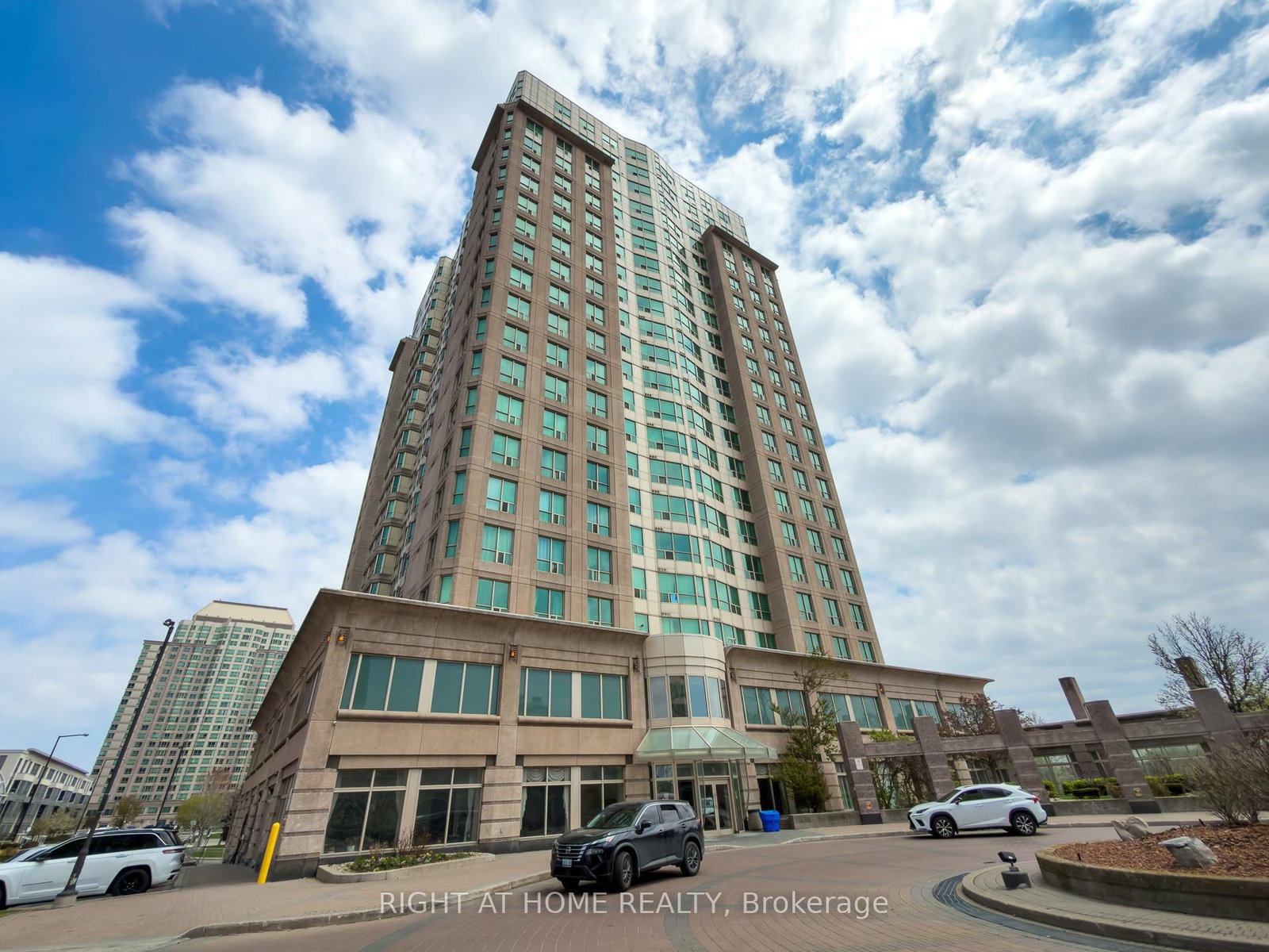 Property at 8 Lee Centre