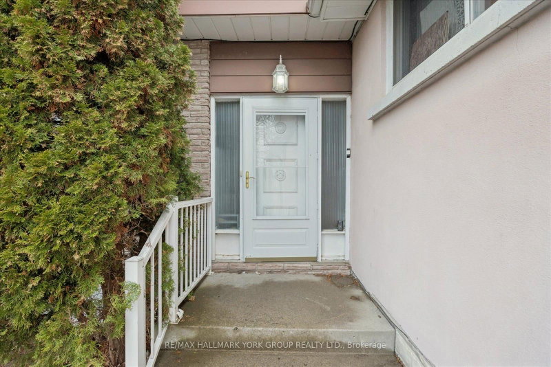 226 Cromwell Ave photo 5