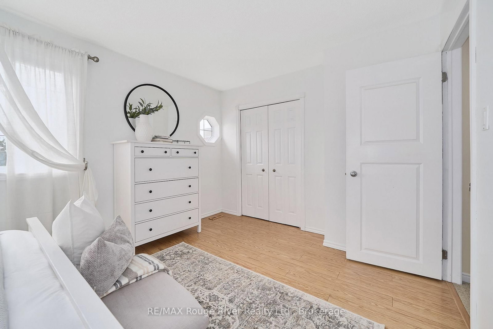 100 Queen Street • Clarington, ON photo 24