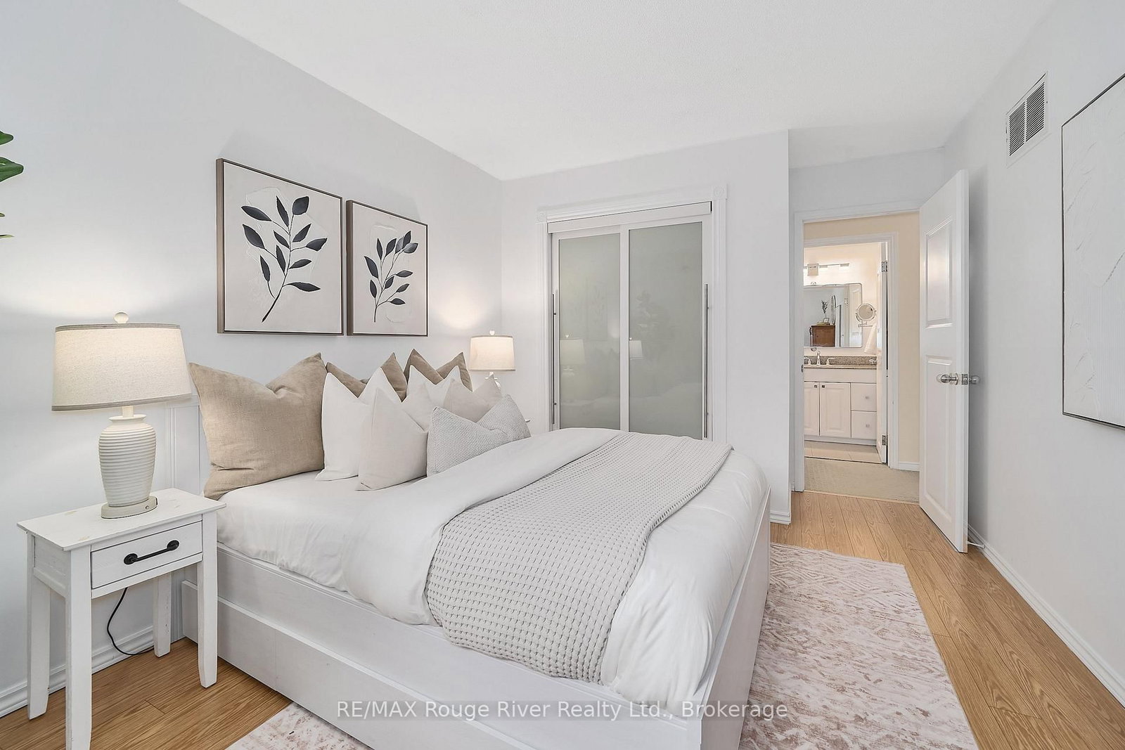 100 Queen Street • Clarington, ON photo 29
